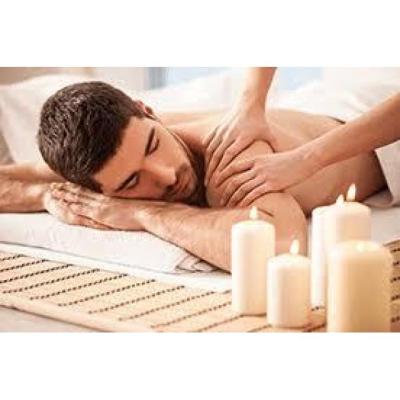 Masaje relajante para hombres en Madrid