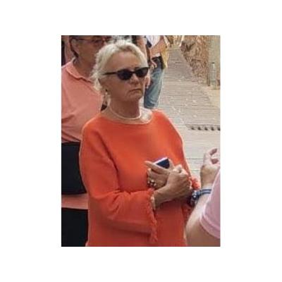 señora 68 años