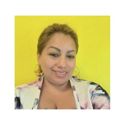 Masajista con titulación y esteticista