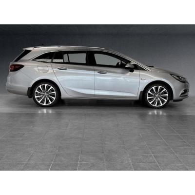 Opel Astra Año del modelo 2016