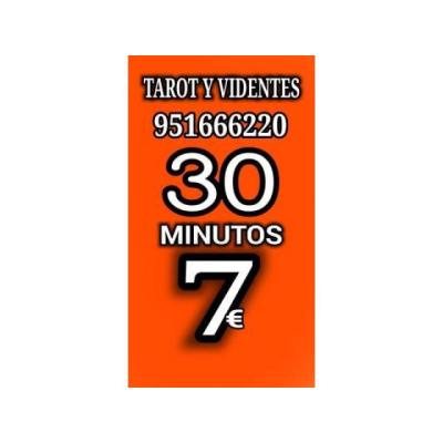 Tarot y videntes visa 30 minutos 7 euros