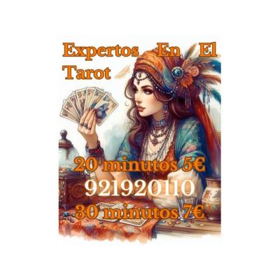 Lectura de cartas, videntes y médium