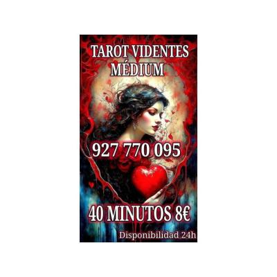 Tarot 927 770 095: Respuestas Claras a Tu Alcance