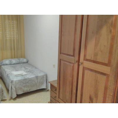 ALQUILAMOS PISOS PARA EMPRESAS, (ALCAÑIZ)