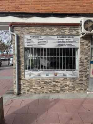 Se busca chica en oficina