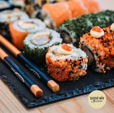 AYUDANTE DE COCINA