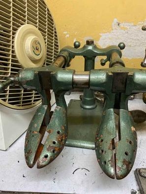 SE VENDE MAQUINARIA DE ZAPATERÍA
