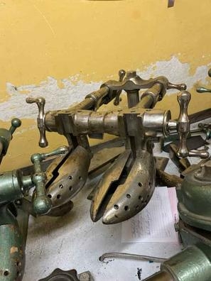 SE VENDE MAQUINARIA DE ZAPATERÍA