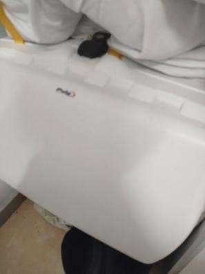 Vendo cajón de reparto para moto