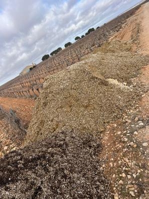 Se vende estiércol de gallinaza