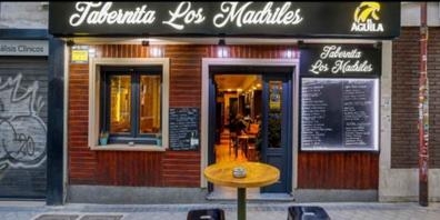 se necesita ayudante de cocina