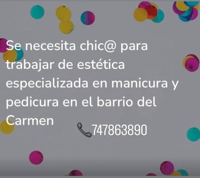 Buscamos chica para hacer  uñas y pies.