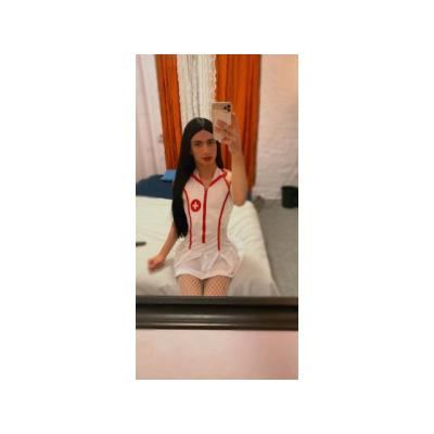 Andrea Camila, guapisima y muy simpatica