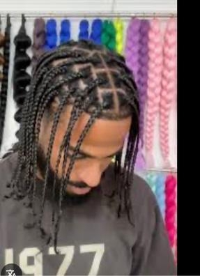 trenzas Adomicilio!  y uñas acrilicas !