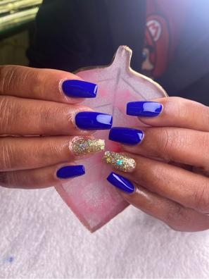 trenzas Adomicilio!  y uñas acrilicas !