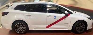 Se busca conductor de taxi con cartilla