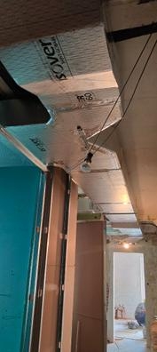 Instalador aire acondicionado.