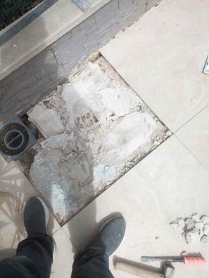 se precisa oficial de albañilería