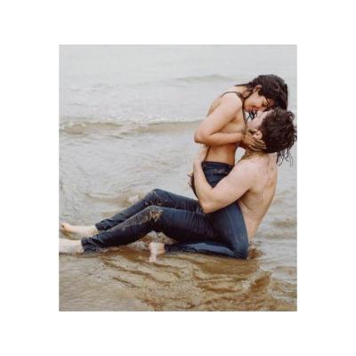 BUSCO CHICA SINCERA, AMABLE Y EXTROVERTIDA