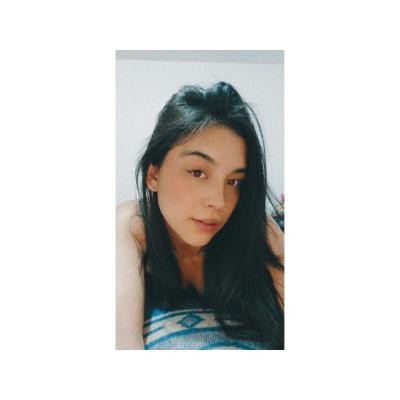 Sofia joven colombiana Masajes terapeuticos.