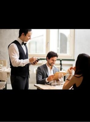 se busca camarero profesional- 30 horas