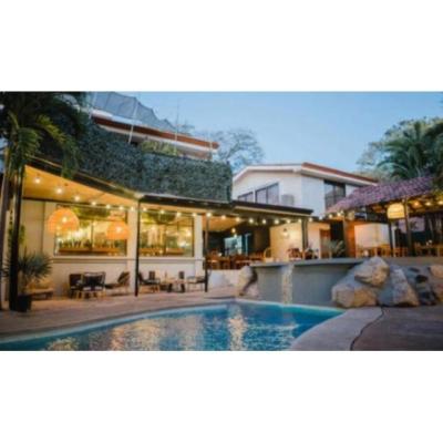EN VENTA EXCELENTE RESTAURANTE BAR