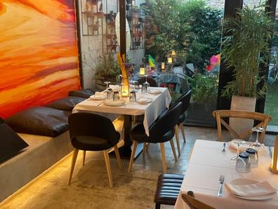 cocineros, ayudantes de cocina, y camare