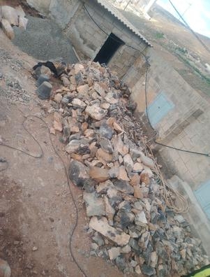 Se regala piedra viva