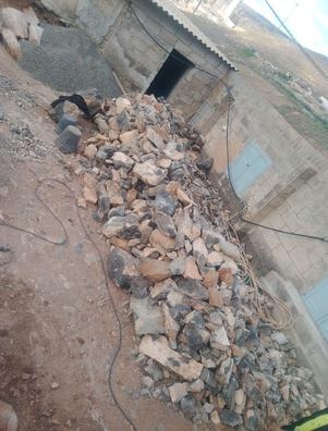 Se regala piedra viva