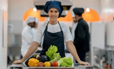 AYUDANTE DE COCINA