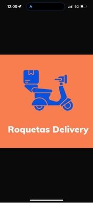 Repartidor en moto propia.