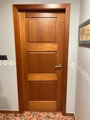 Se necesita  carpintero para colocación.