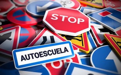 ¡SE BUSCAN PROFESORES DE FORMACIÓN VIAL!
