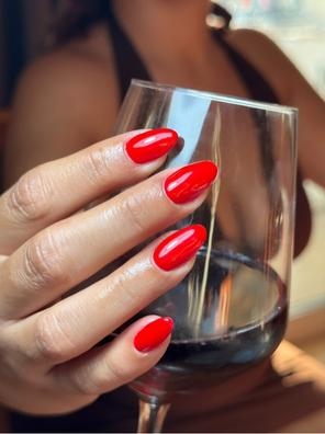 Manicura semipermanente?