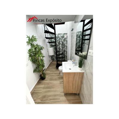 SE VENDE CASA