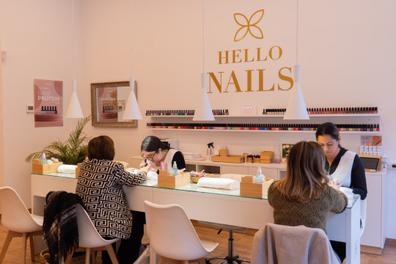 Manicurista / Técnica de uñas ??