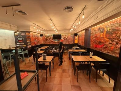CAMAREROS, COCINERO (a)