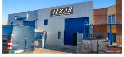 trabajo en almacén de recambios y venta