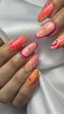 SE BUSCA MANICURISTA MÍN 3 AÑOS EXP