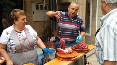 CAMARERO Y AYT DE COCINA