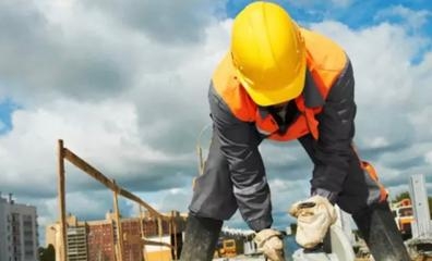 Buscamos oficiales de obra. Zona Norte.