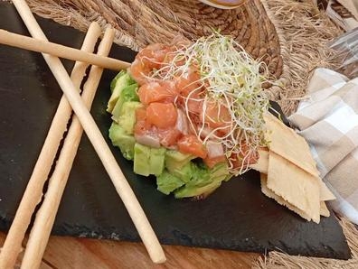 camarera con experiencia