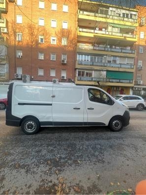 se busca persona con furgoneta