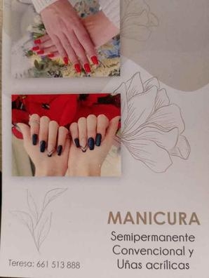 Peluquería y técnico de uñas y pestañas