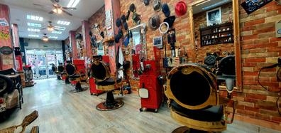 Buscamos barbero