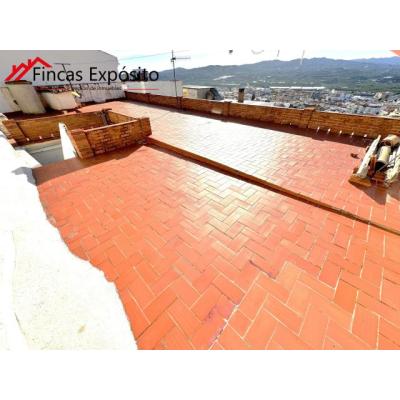 SE VENDE CASA