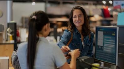 ATENCIÓN AL CLIENTE