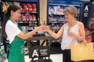 azafata de degustacion