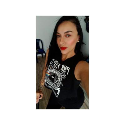 Isa masajista Colombiana