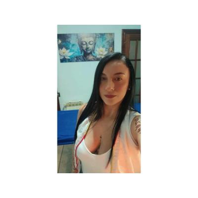 Isa masajista Colombiana